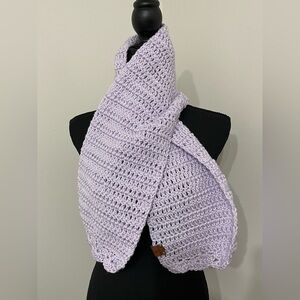 NWT KNANA KNOTS, Neck Scarf, Lavender, pretty, cozy, warm winter gear
